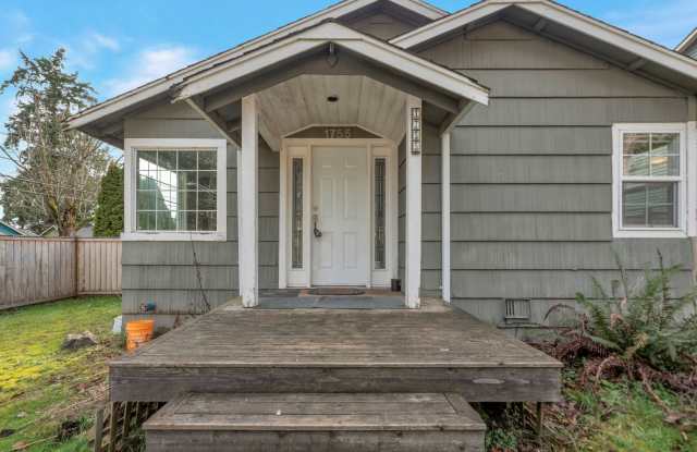 Short term Rental 6 month lease term only - 1755 Northeast 89th Street, Seattle, WA 98115