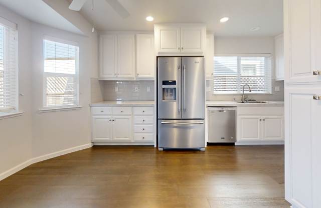 1655 Kerry Lane photos photos