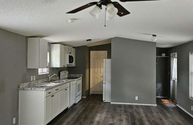 1570 BLUEJAY Drive photos photos