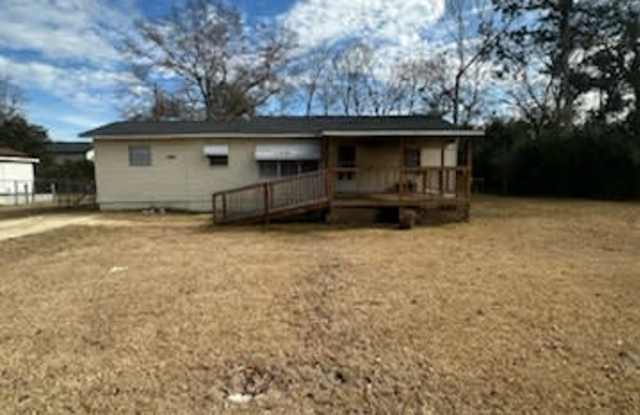 801 Douglas Drive photos photos
