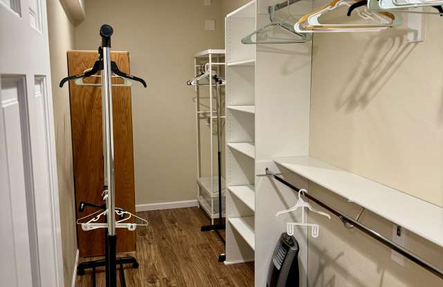6454 Ponderosa Trail S Gallery 2