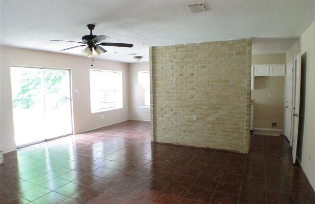 16318 Sinaloa Drive Gallery 3