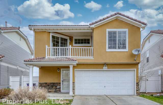 21369 Randolph Pl - 21369 Randolph Place, Denver, CO 80249