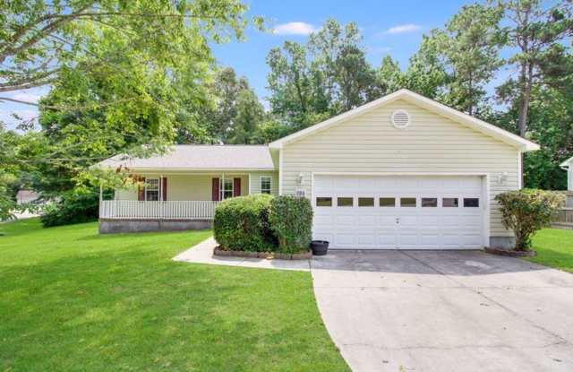 Well Maintained, 3 Bedroom Home on a Corner Lot photos photos