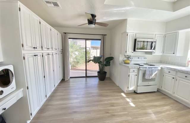 6713 East Kelton Lane Gallery 3
