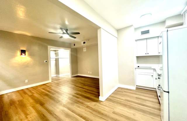 Don Martin Historic Apartments! photos photos