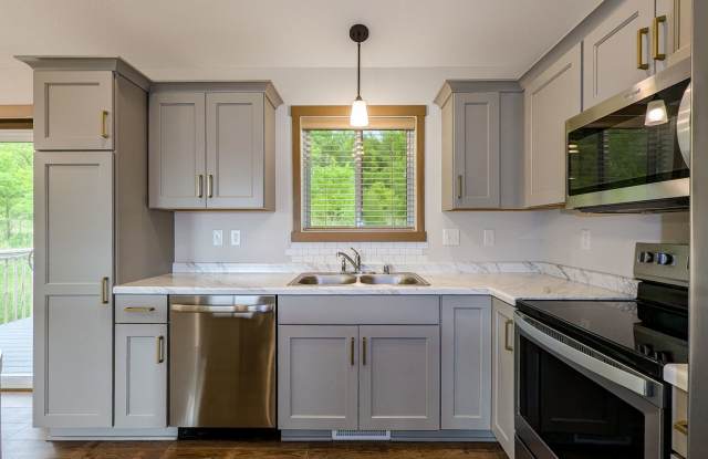 4 bedroom, 3 bathroom Home photos photos
