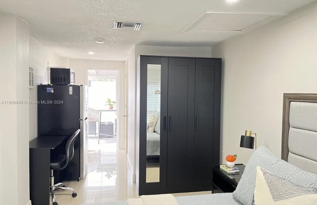 1495 NE 177th St - 1495 Northeast 177th Street, North Miami Beach, FL 33162