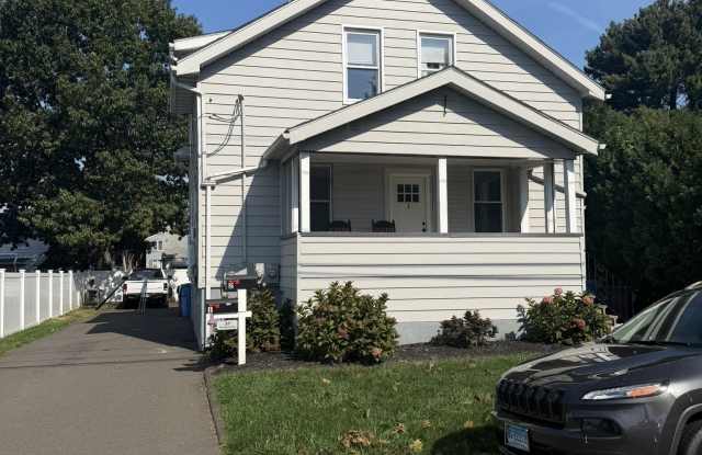 31 Richmond Avenue Gallery 1
