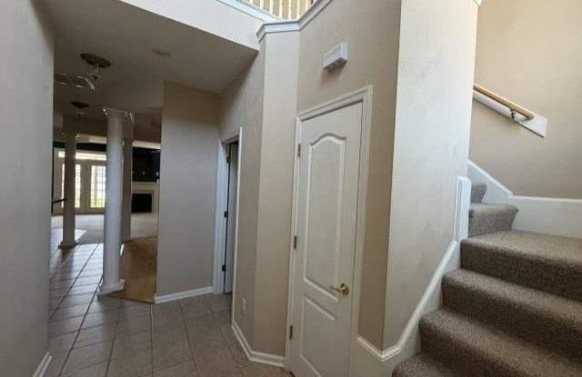 316 Hillside Terrace Gallery 3