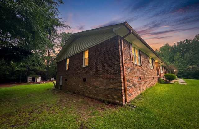 1700 Hawley School Road Gallery 2