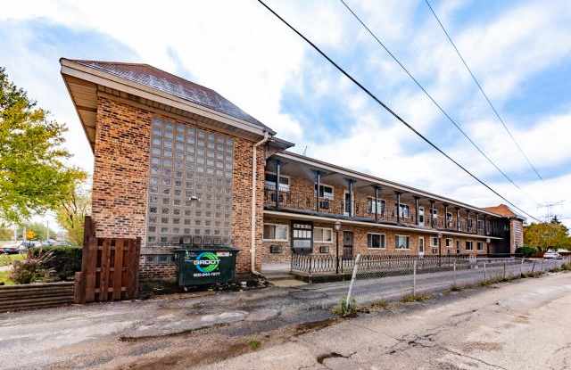 9450 Washington - 9450 Washington Street, Niles, IL 60714