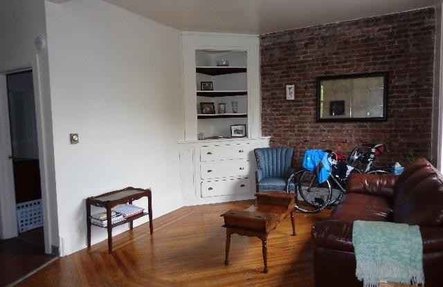 362 Madison Ave., Apt. 1R - 362 Madison Avenue, Albany, NY 12210