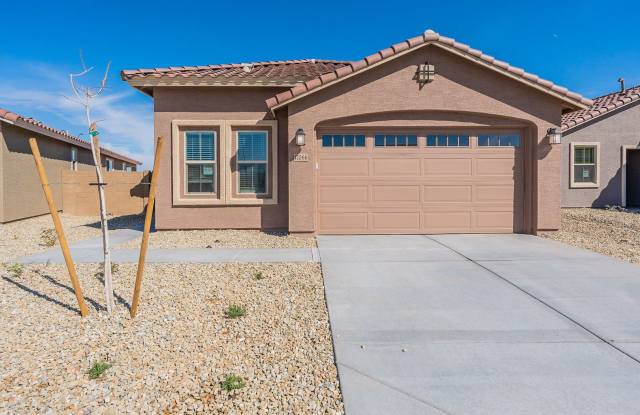 Modern Elegance in the Heart of Asante – Like-New 4 Bedroom Home photos photos