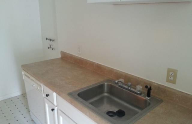 6312 Broyhill Ct Gallery 3