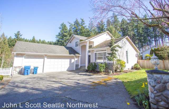 16416 56th Ave W - 16416 56th Avenue West, Lynnwood, WA 98037