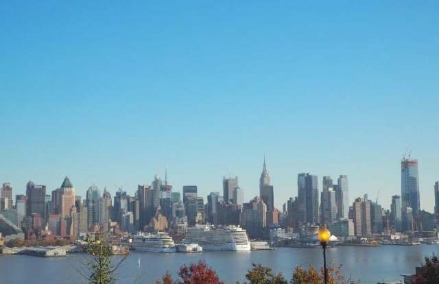 1055 BLVD EAST - 1055 John F Kennedy Boulevard East, Hudson County, NJ 07086