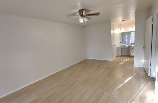 5641 Walzem Road Gallery 3