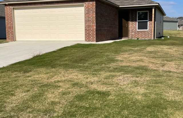 3 Bedroom, 2 Bathroom Home - 5116 Yukon Drive, Jonesboro, AR 72401