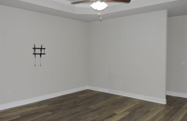 3831 Shady Grove Dr Gallery 2