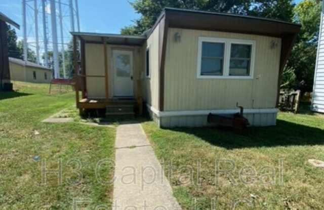1114 12th St photos photos