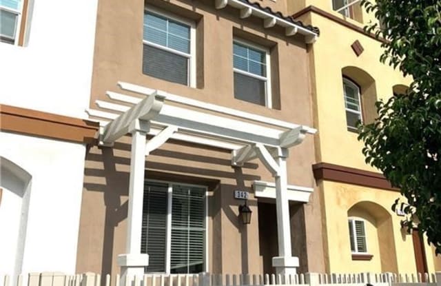 342 N Fenimore Ave - 342 N Fenimore Ave, Azusa, CA 91702