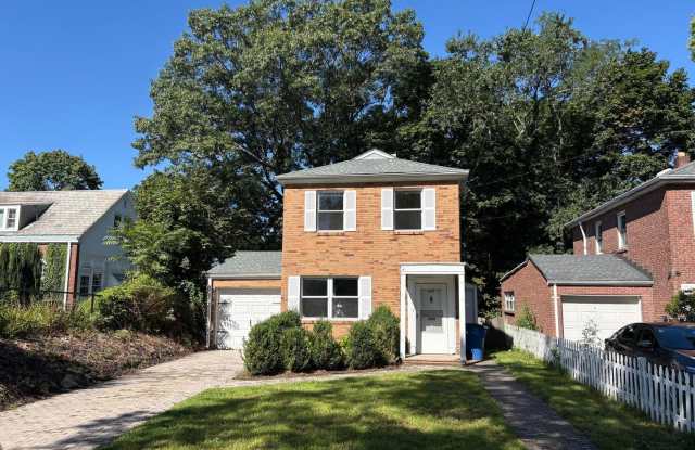 630 Prospect Street 3 Bed 2 Bath Gallery 3
