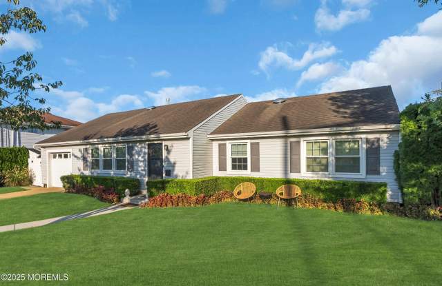 1037 Woodgate Avenue - 1037 Woodgate Avenue, Long Branch, NJ 07740