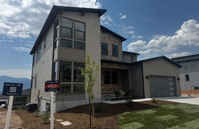 Brand-New Luxury Rental | 6 Bed, 5.5 Bath | 6,510 Sq Ft | Jordanelle Ridge, Heber City | $8,000/mo photos photos