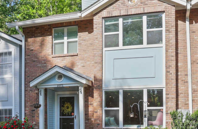 1071 Woodridge - 1071 Woodridge Drive, Vinings, GA 30339 1071 Woodridge - 1071 Woodridge Drive, Vinings, GA 30339