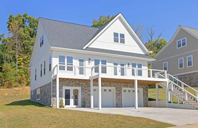 43 McIlwee Ln - 43 Mcilwee Lane, Augusta County, VA 24401