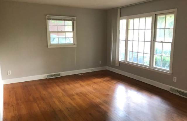 4637 Westridge Drive Gallery 4