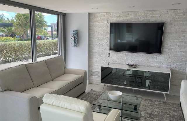 531 N Ocean Blvd photos photos