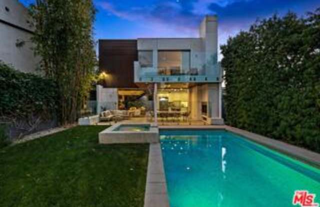 714 California Avenue Gallery 1