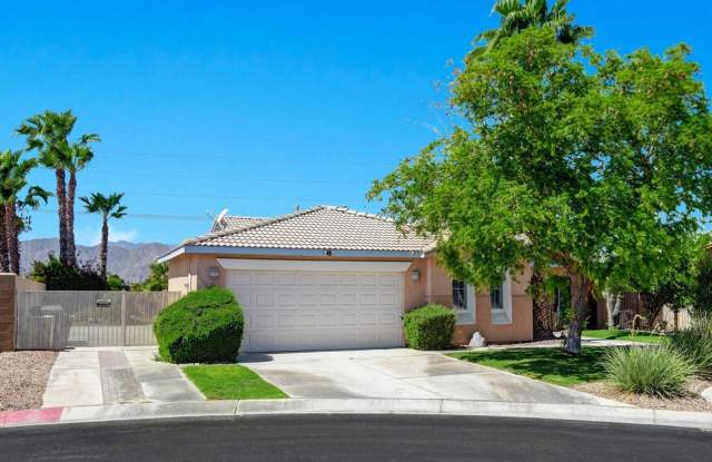 AVAILABLE NOW!! GORGEOUS 3 Bedroom 2 Bathroom Home in Indio! photos photos