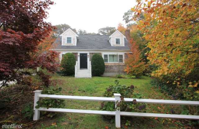 62 West Hyannisport Circle Gallery 2