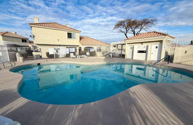 Light and Bright Henderson condo photos photos