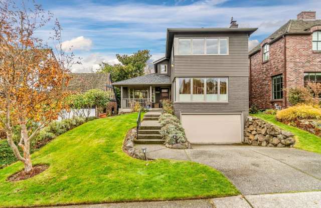 5 Bedroom 4 Bathroom Magnolia Home w/ Views! - 2011 36th Avenue West, Seattle, WA 98199