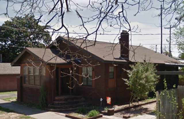 Charming Fort Smith Home - 2 Bed, 1 Bath (1150 sqft) photos photos