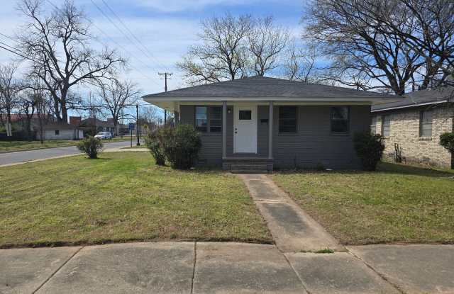 701 Cedar St photos photos