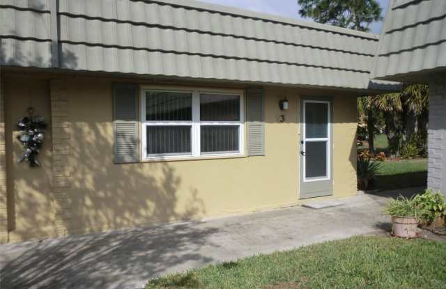 201 KINGS BOULEVARD photos photos