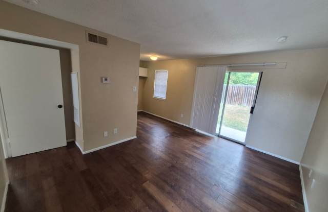 300 Moursund Blvd. #7, San Antonio, TX. 78221 Gallery 4