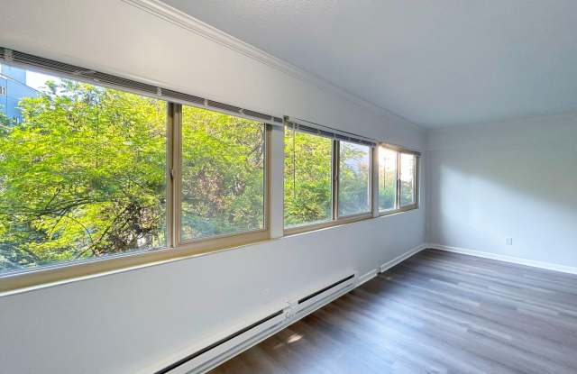 The Willis Apartments Gallery 2