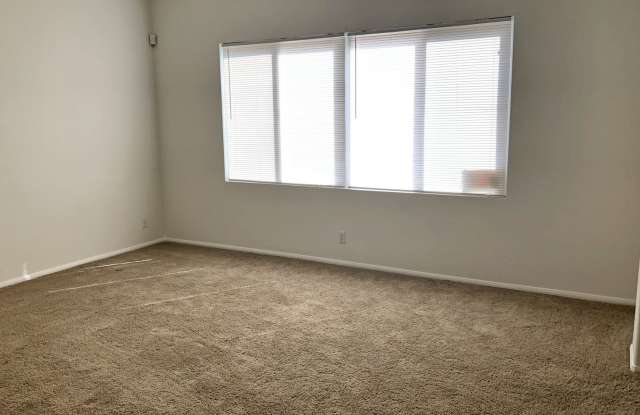 5568 Indian Palm Dr. Gallery 4