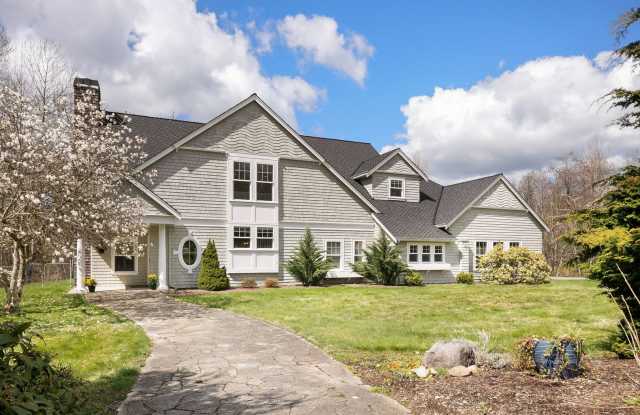 5bd/3.5ba Duvall Home photos photos