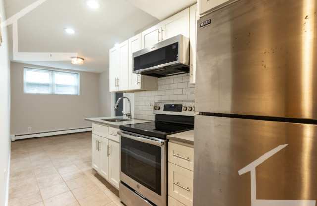 Nicely renovated 2 bed unit in a prime location near BU, photos photos