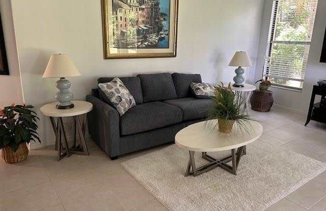 7048 Pelican Bay Blvd Gallery 2