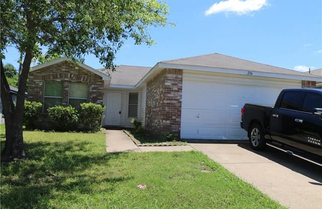 206 IDLEWYLD  DR - 206 Idlewyld Drive, Mesquite, TX 75149