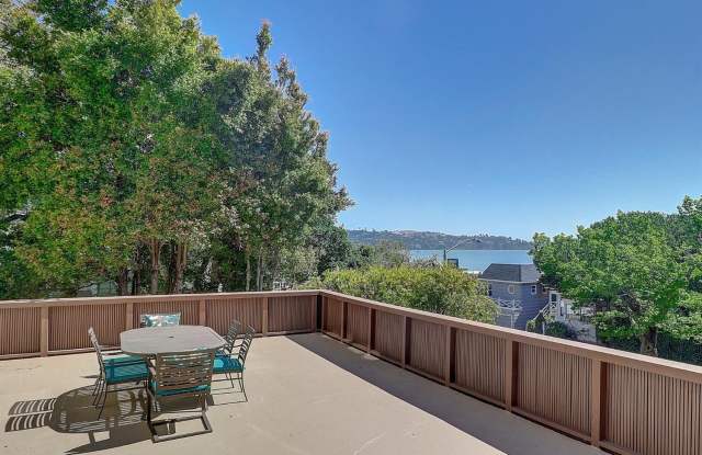 Spacious Sausalito Unit w/ Beautiful Cherry Wood floors, Deck and Water View! photos photos