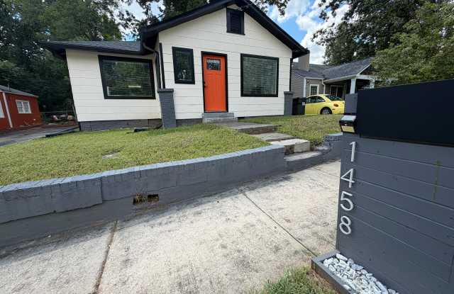 1458 Hawthorne Way Gallery 1